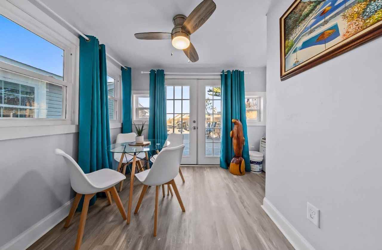 9714 11th Bay St #1533634P - Photo 3 of 9