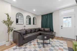 2552 Glenmawr Ave - Photo 1 of 1