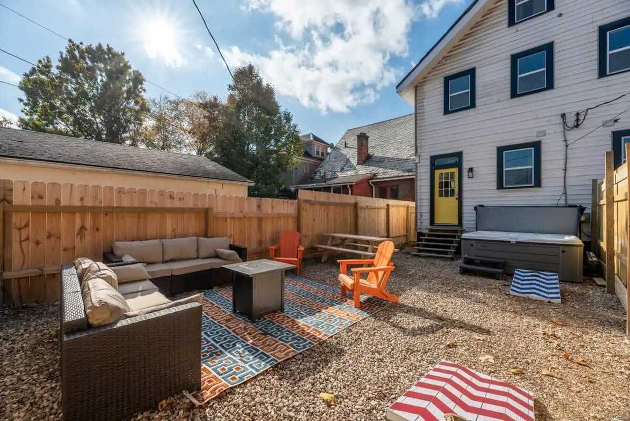 2552 Glenmawr Ave #1407032P - Photo 4 of 34