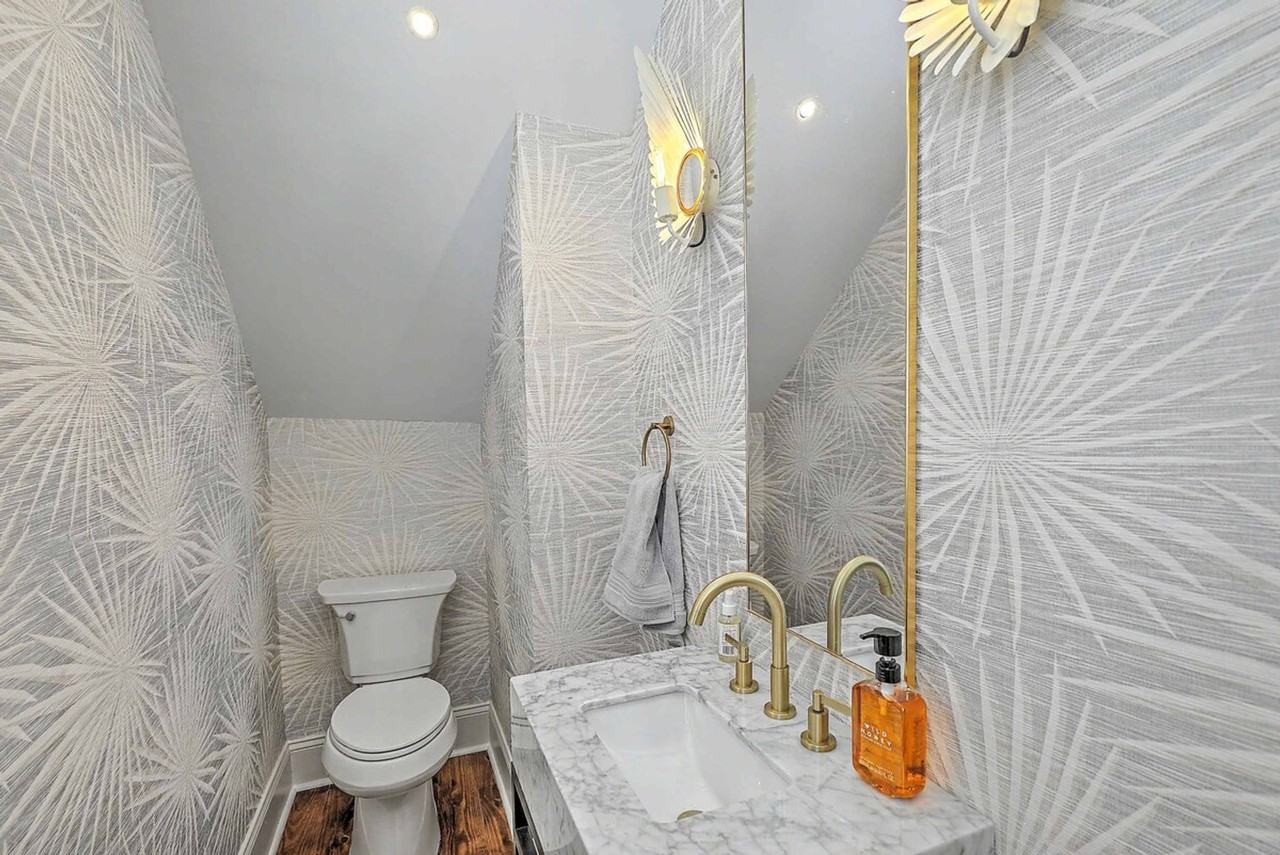 49 Pitt St #1545404P - Photo 5 of 48