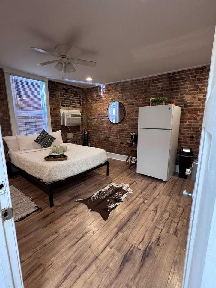 18 Buttles Ave #1544272P - Photo 4 of 24
