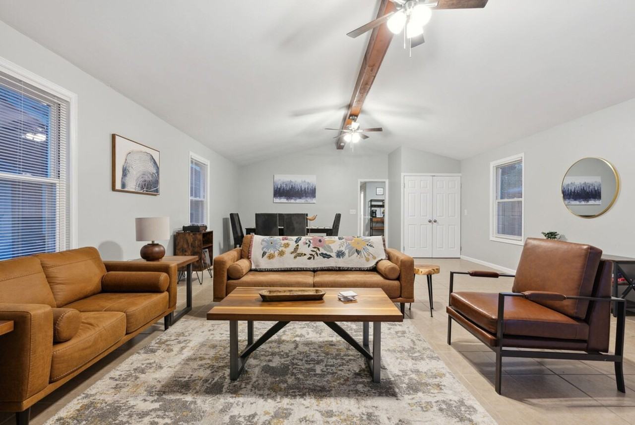 2415 Telegraph Rd #1546582P - Photo 4 of 38