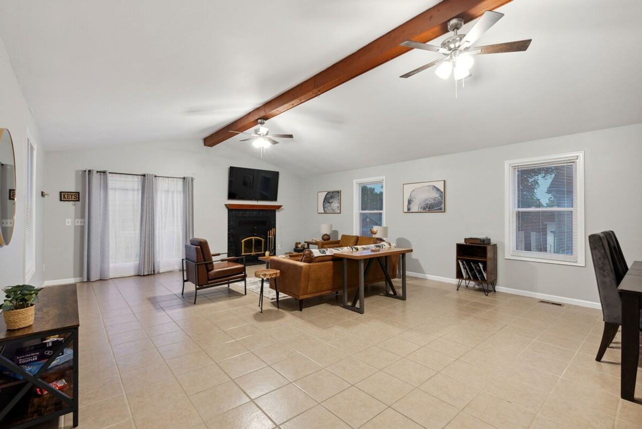 2415 Telegraph Rd #1546582P - Photo 6 of 38