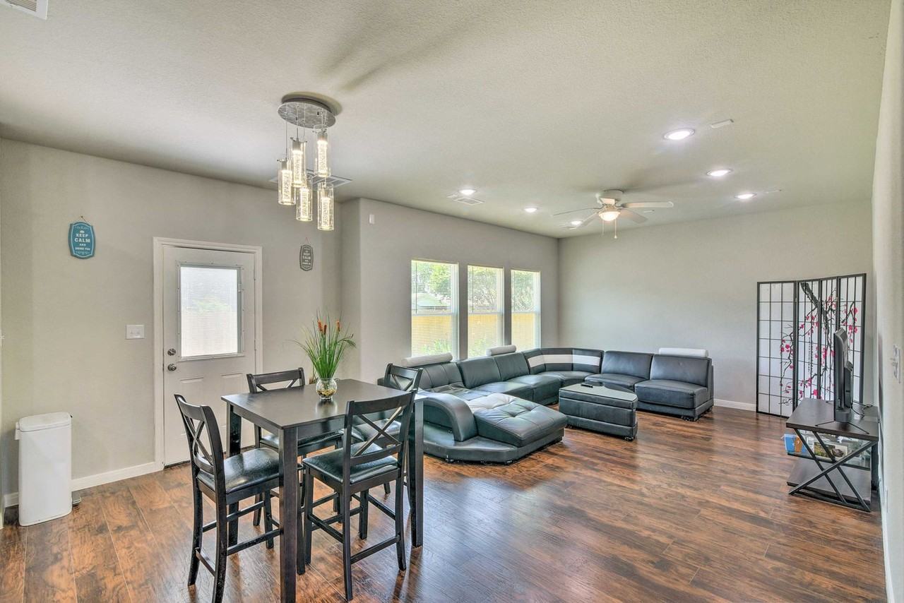3510 Oleander Ave #1545914P - Photo 2 of 20