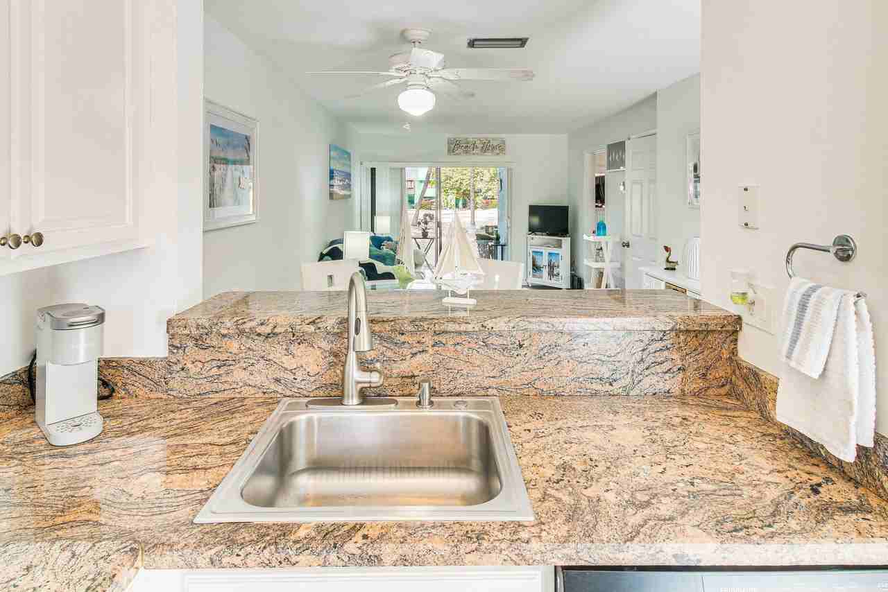 98381 Windward Ave #1546252P - Photo 3 of 17