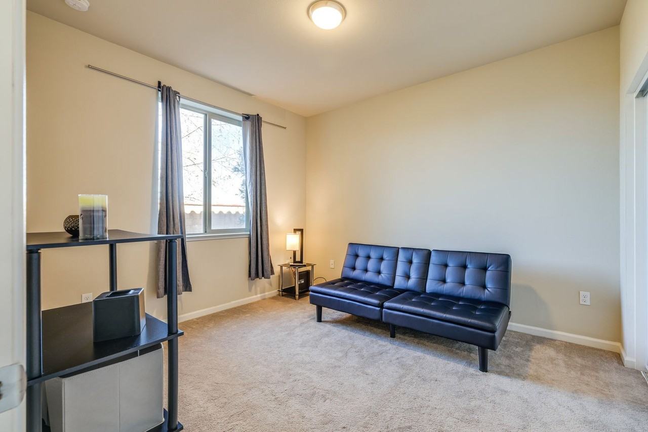 140 Ivy Ave #1545973P - Photo 2 of 19