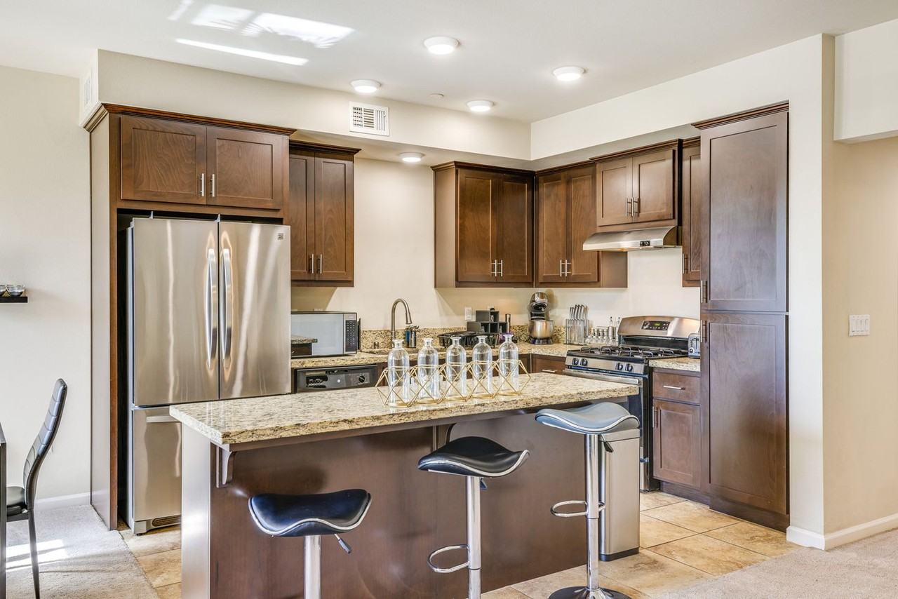 140 Ivy Ave #1545973P - Photo 5 of 19