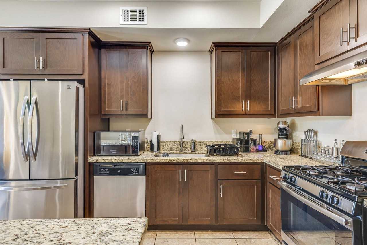 140 Ivy Ave #1545973P - Photo 6 of 19