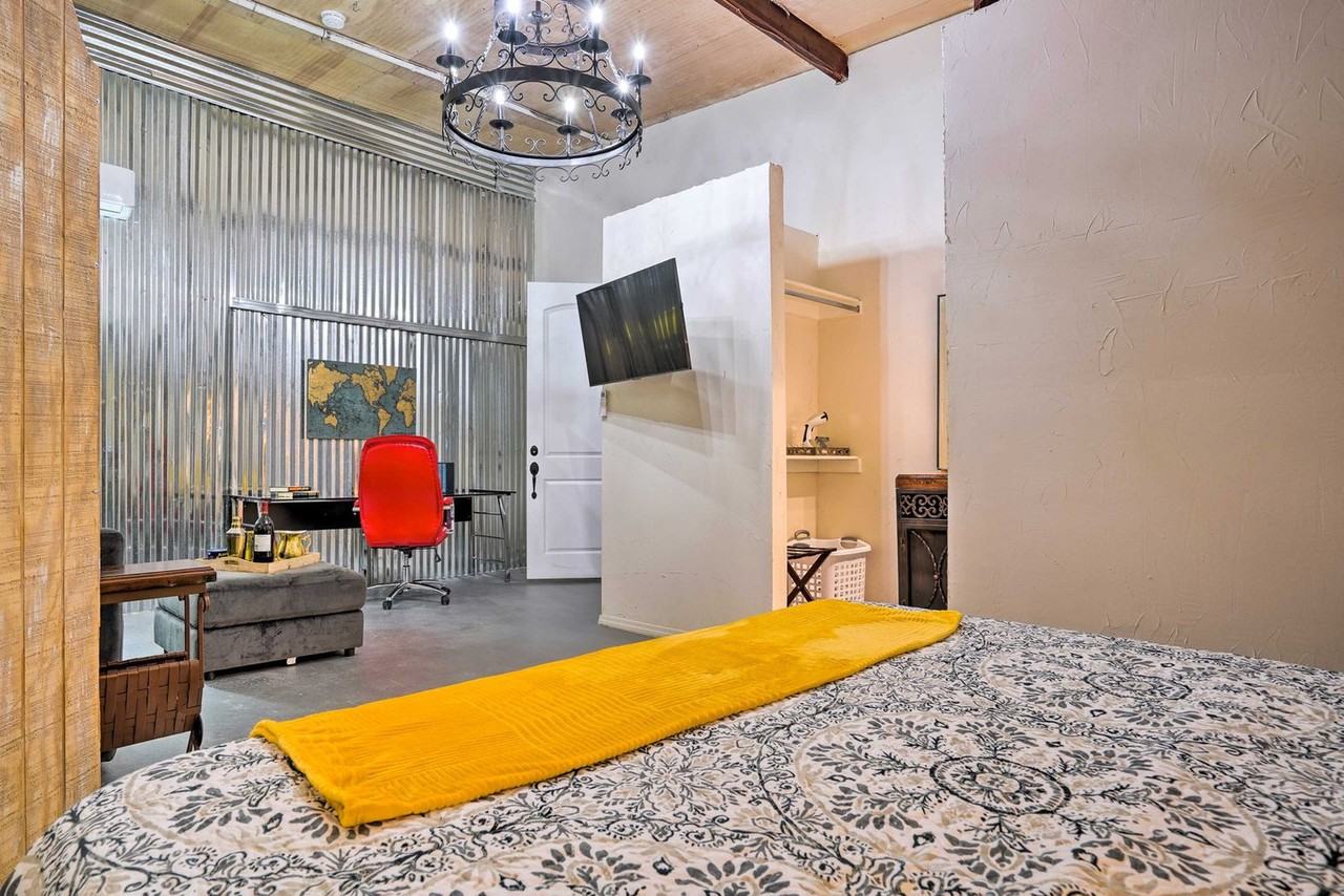 3704 San Bernardo Ave #1546473P - Photo 6 of 8