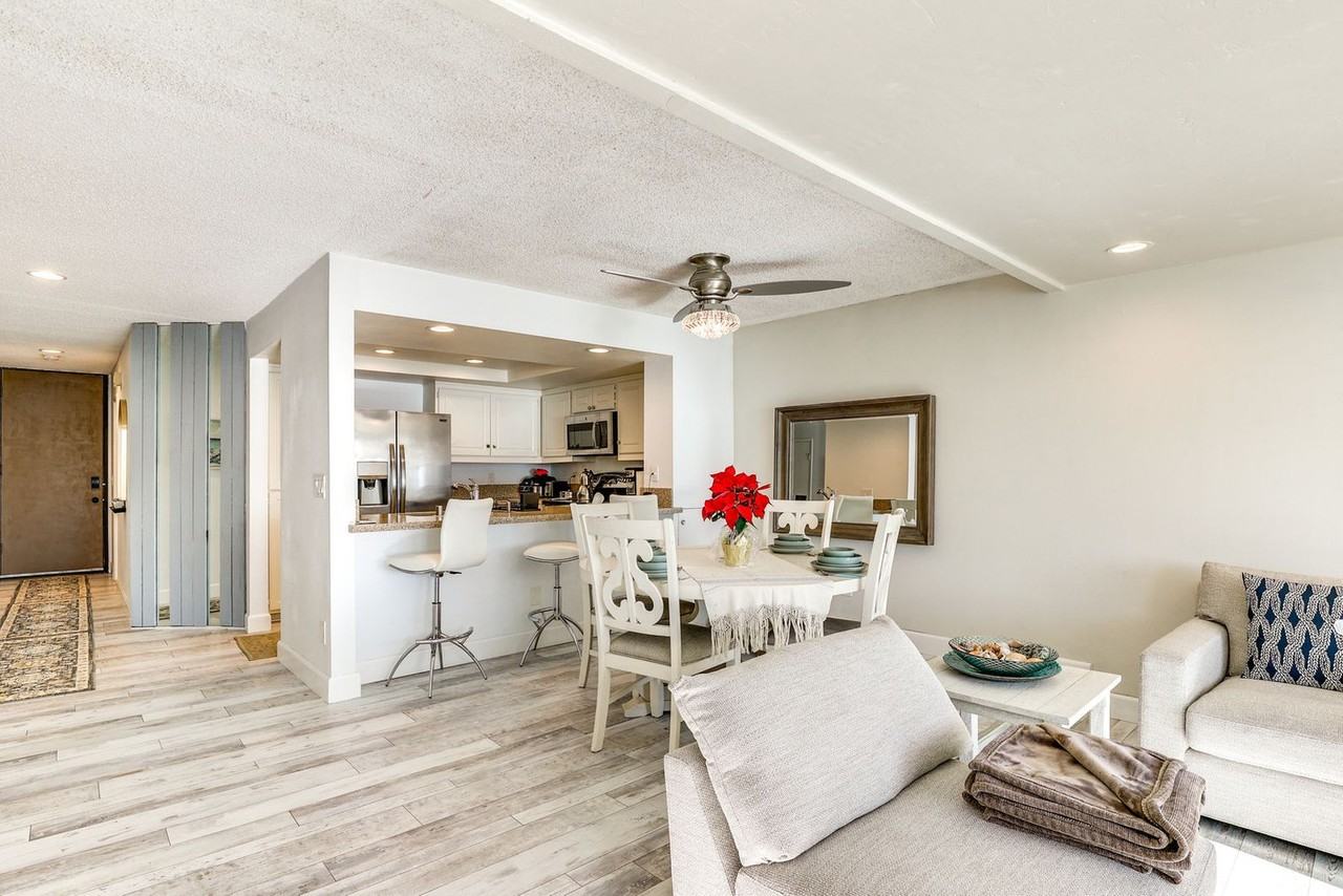 4513 Cove Dr #1546044P - Photo 6 of 22
