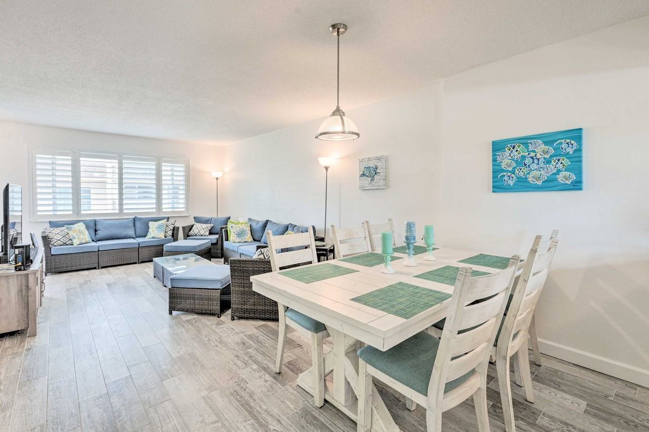 4454 S Atlantic Ave #1545687P - Photo 4 of 20
