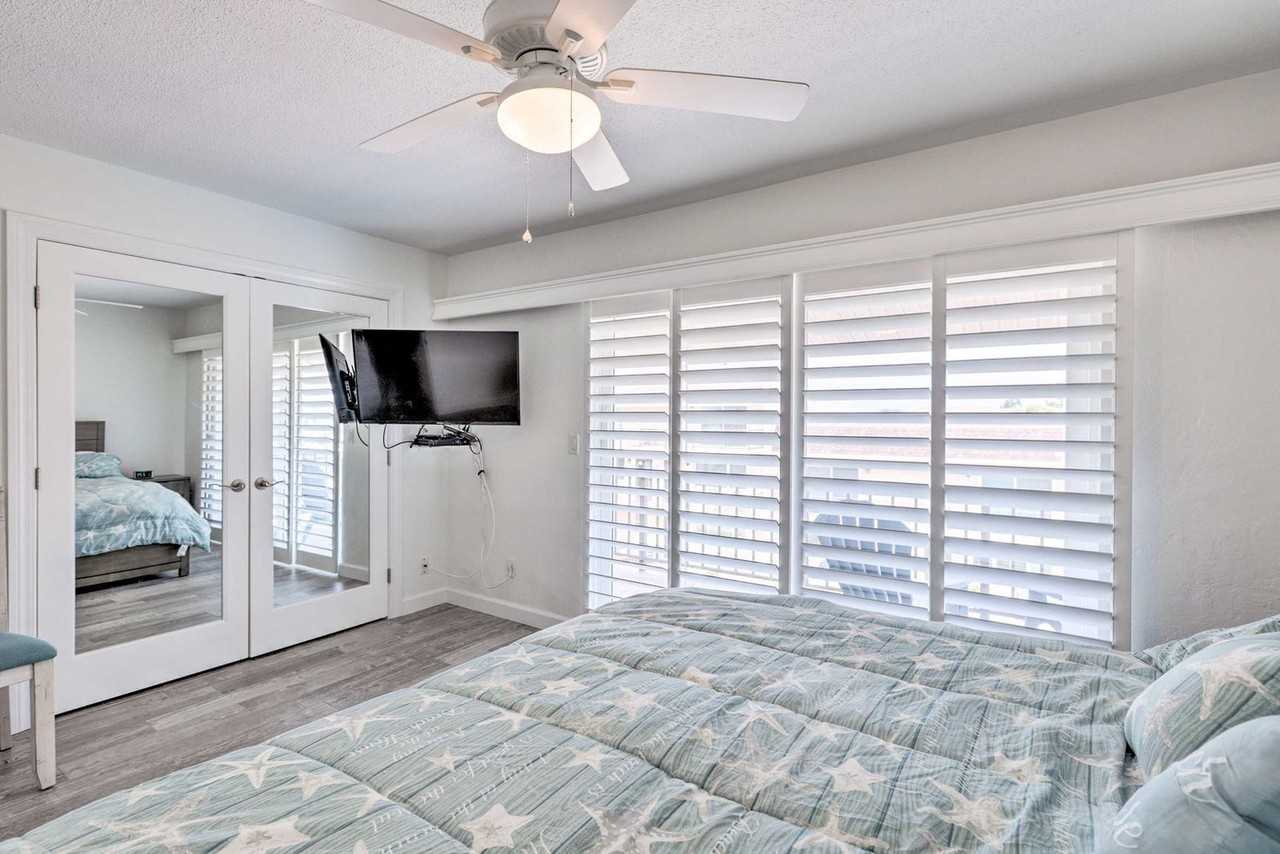 4454 S Atlantic Ave #1545687P - Photo 7 of 20