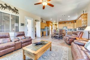 featured image of 1425 N Harper Cir