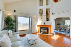 featured image of 5370 Bay Pointe Ct