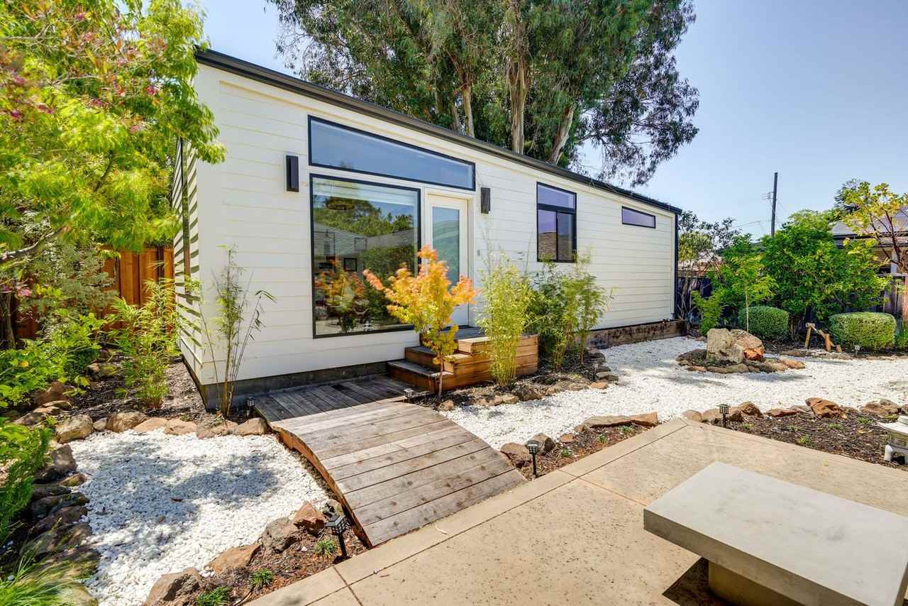 510 Iris St #1545982P - Photo 7 of 19