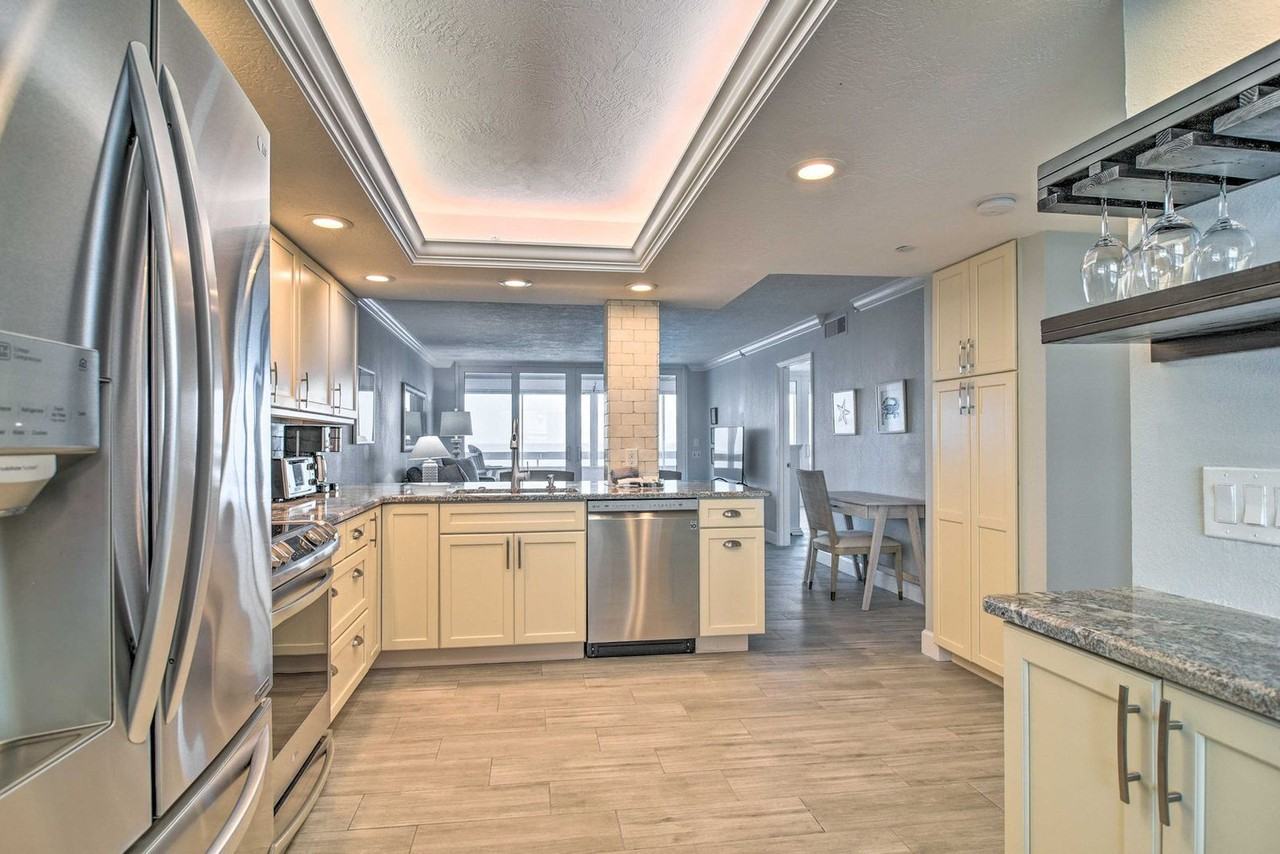 17900 Gulf Blvd #1545821P - Photo 6 of 23