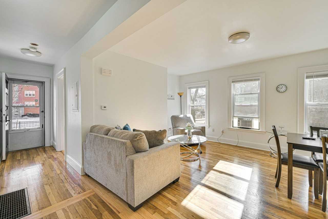 139141 Putnam Ave #1546163P - Photo 2 of 22