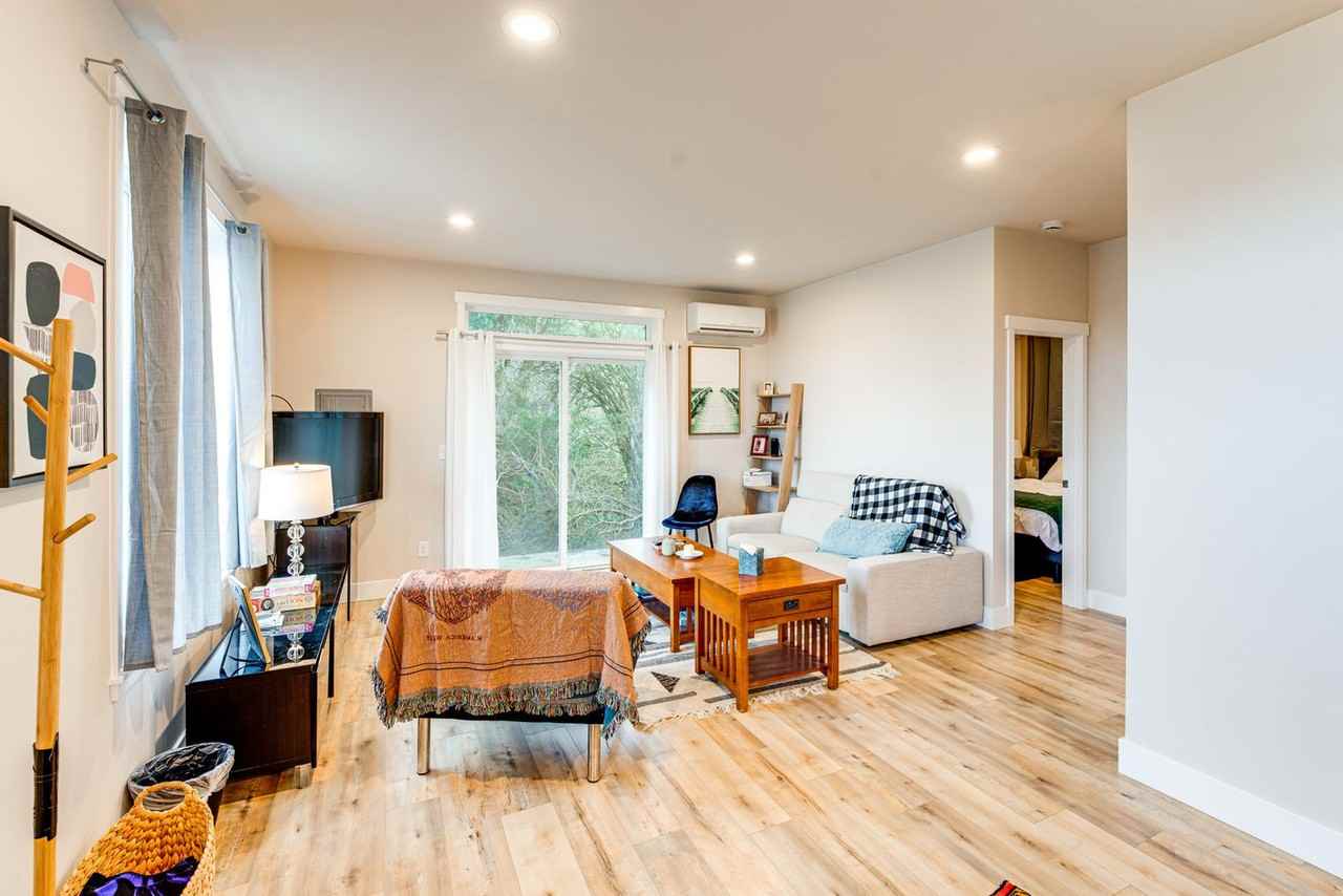 221 Taurus Blvd Sw #1546174P - Photo 2 of 20
