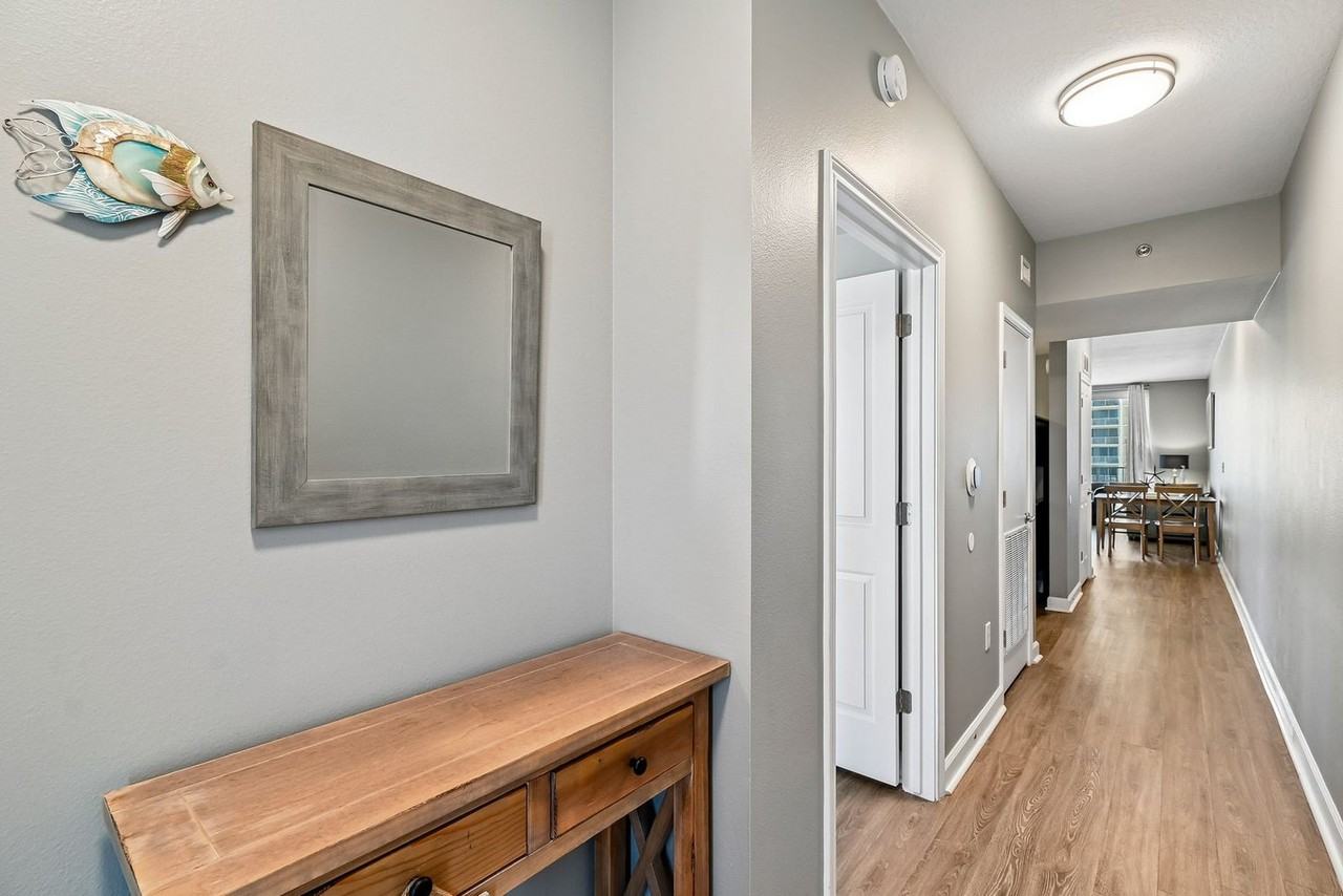 9954 S Thomas Dr #1523312P - Photo 6 of 21