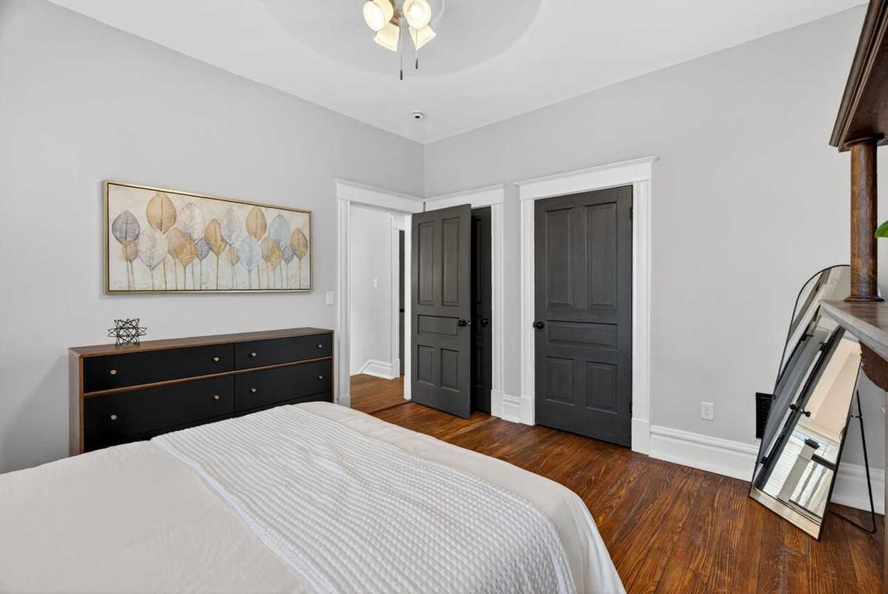 3605 Cambridge Ave #1549993P - Photo 4 of 41