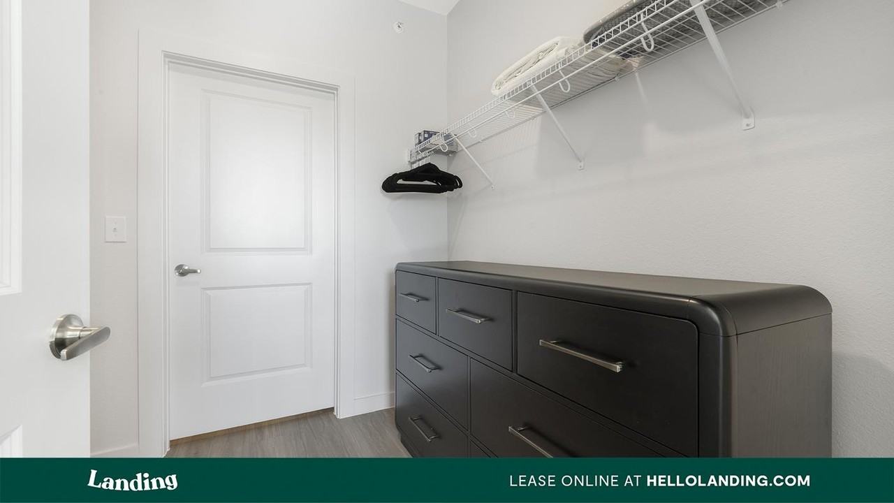6311 S. First St. - Photo 6 of 50