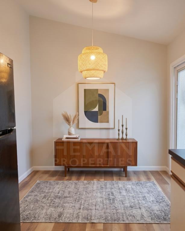 717 7th St - Photo 3 of 7