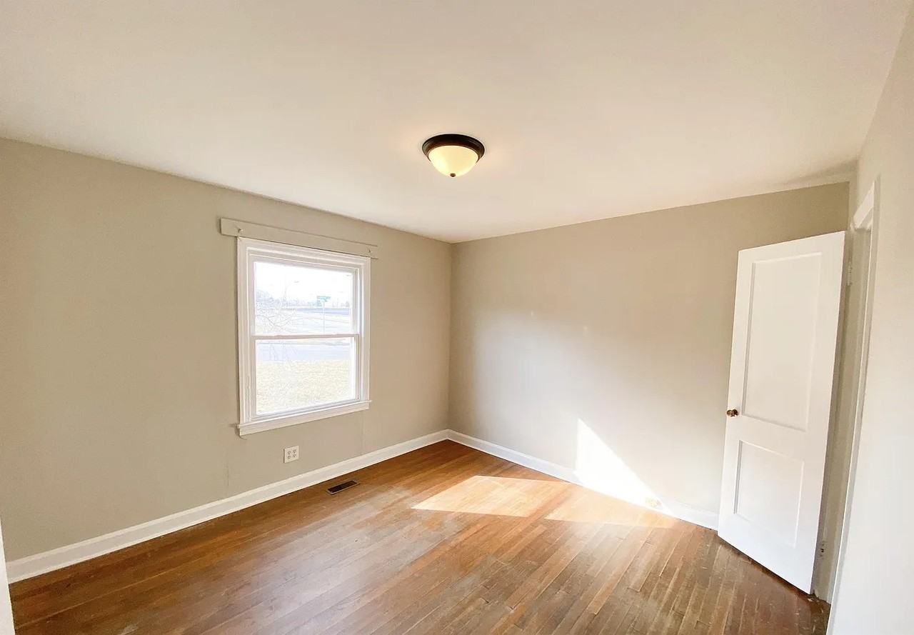 2016 Colonial Ave #1 - Photo 5 of 6