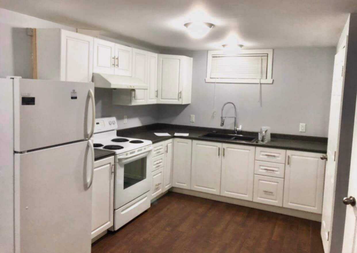 12904 90 St Nw #2 - Photo 5 of 10