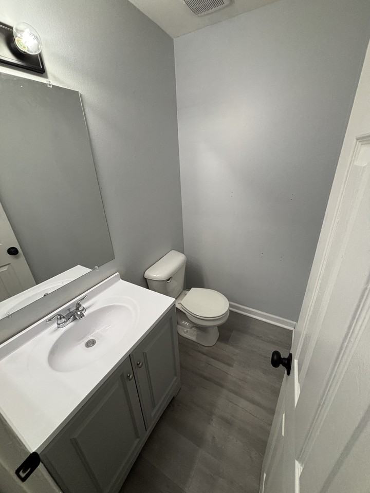24865 Mayfair St #1 - Photo 3 of 7