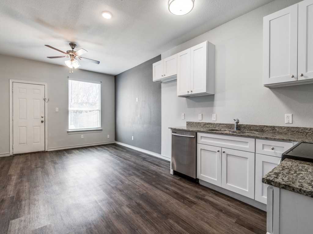 1950 Melrose St #1950 - Photo 4 of 23