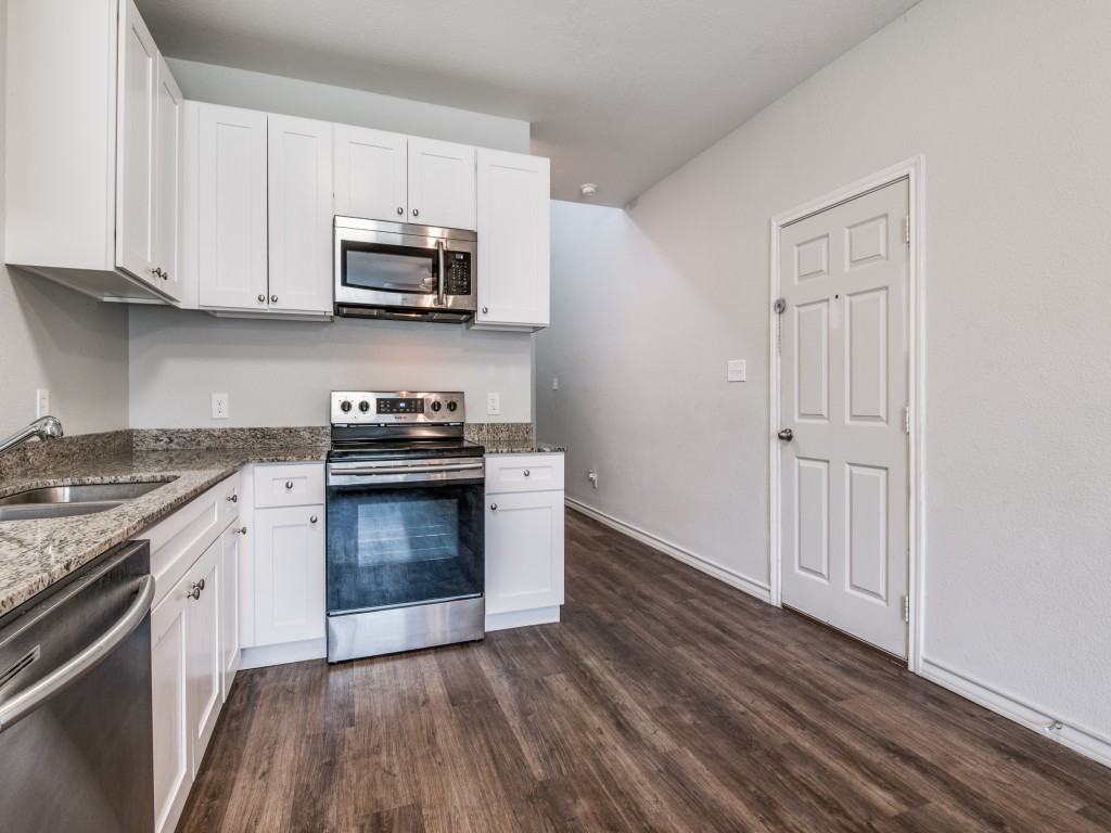 1950 Melrose St #1950 - Photo 7 of 23