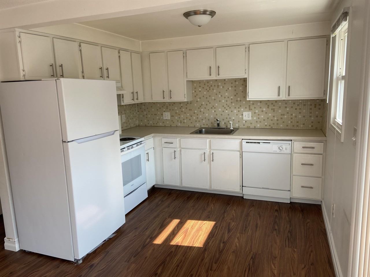 147 Creekside Dr #147 - Photo 4 of 7