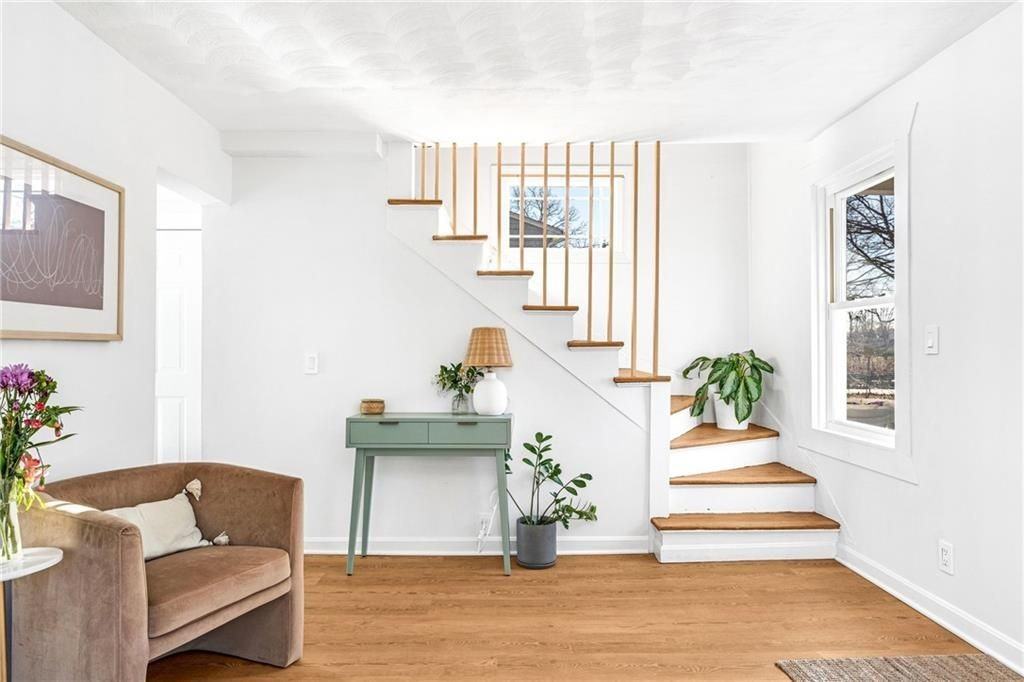 34 Read Ave - Photo 6 of 26