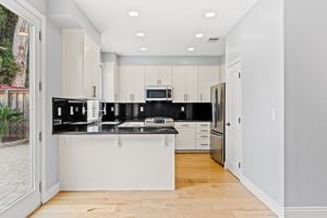 featured image of 3927 Hidden Grove Ln