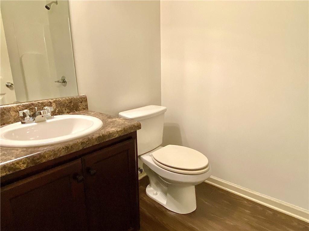 611 Stonehurst Ln - Photo 7 of 18