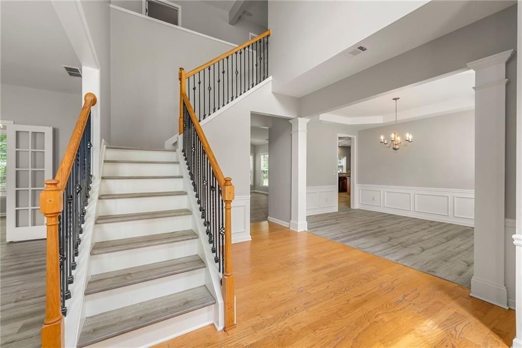 28 Crystal Way - Photo 7 of 22