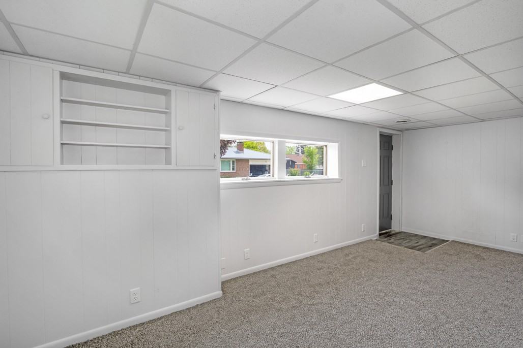 403 12th St Sw - Photo 6 of 13