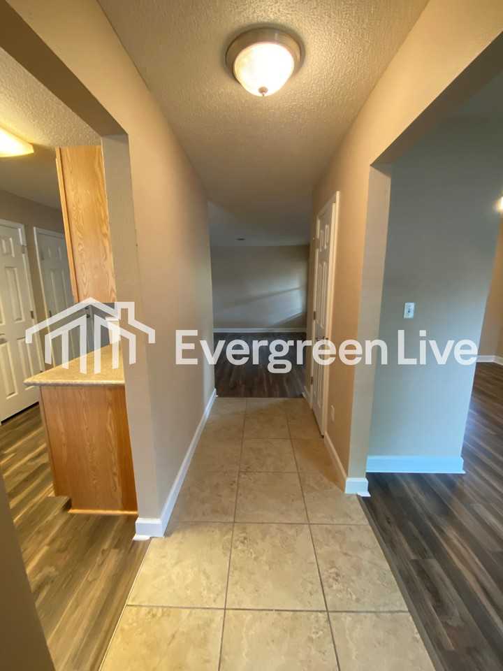41 Laiken Ct