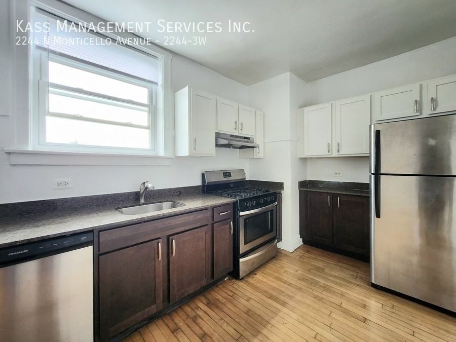 2244 N Monticello Ave #2244-3W - Photo 2 of 12