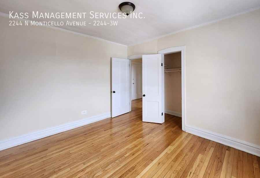 2244 N Monticello Ave #2244-3W - Photo 6 of 12