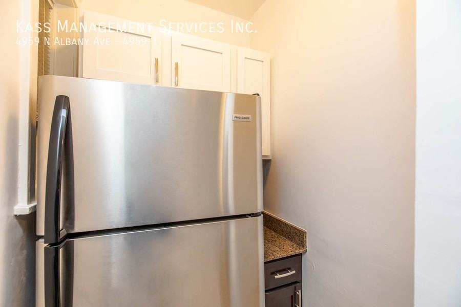 4959 N Albany Ave #4959-1 - Photo 4 of 10