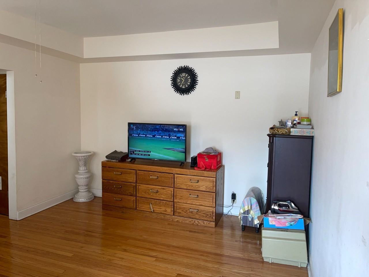 6431 N California Ave #2S - Photo 3 of 7