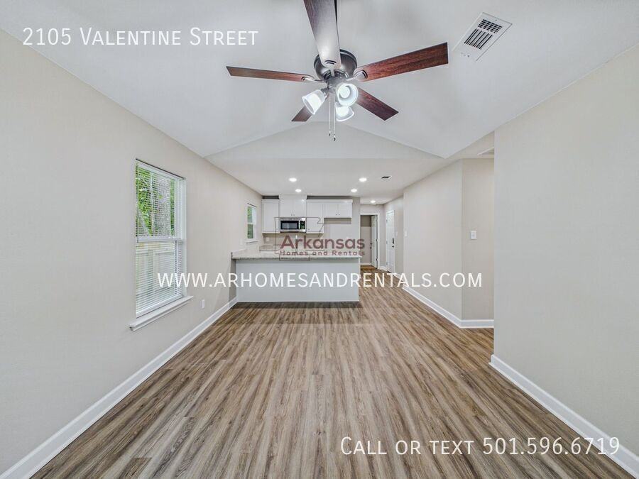 2105 S Valentine St - Photo 6 of 16
