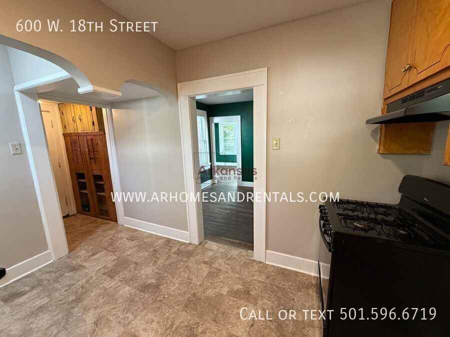 600 W 18th St - Photo 6 of 13
