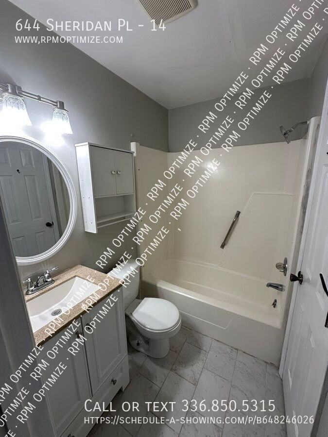 644 Sheridan Pl #14 - Photo 6 of 18