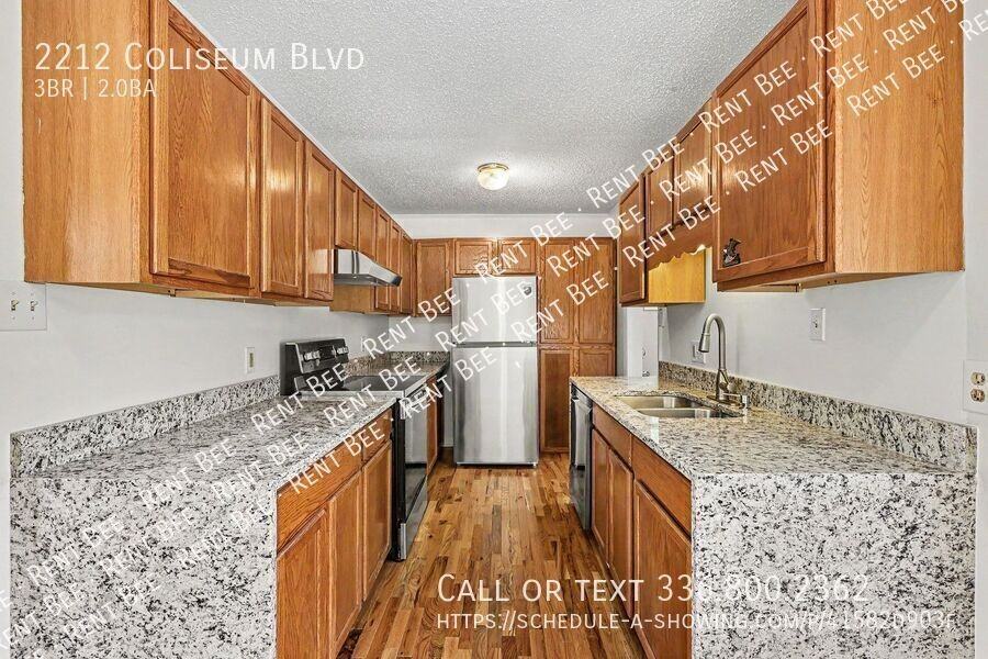 2212 Coliseum Blvd - Photo 6 of 17