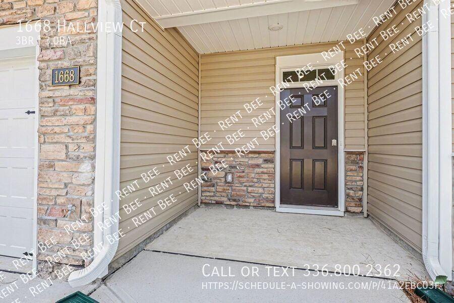 1668 Hallview Ct - Photo 4 of 21