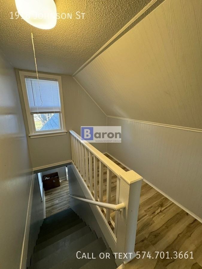 1918 Johnson St - Photo 7 of 11