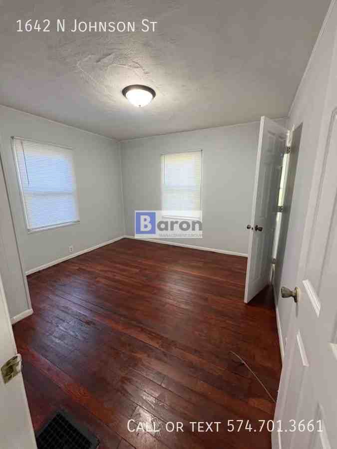 1642 Johnson St - Photo 3 of 6