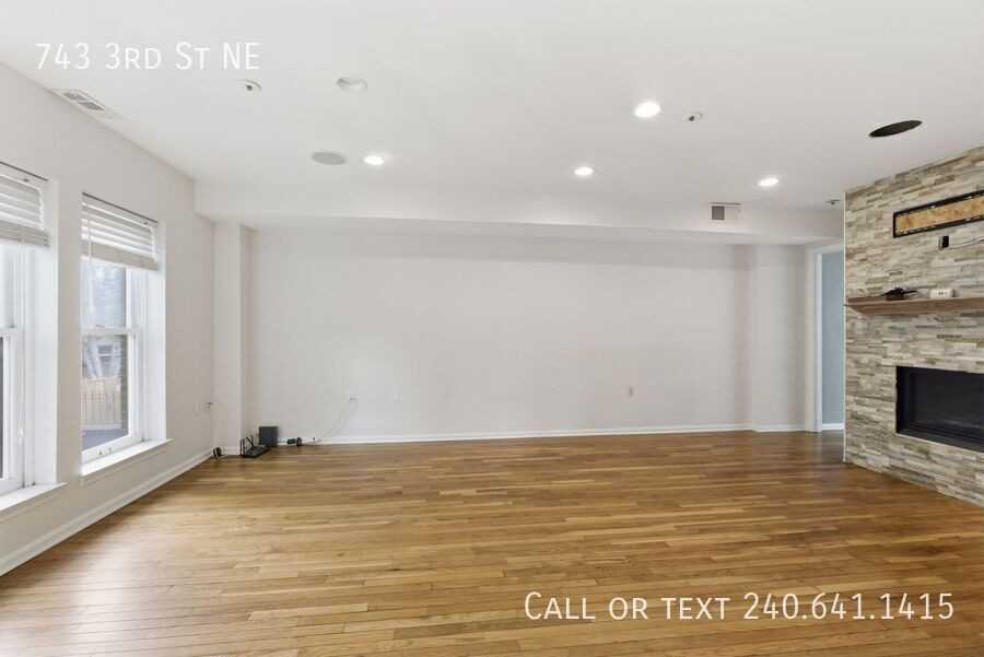 743 3rd St Ne - Photo 2 of 20